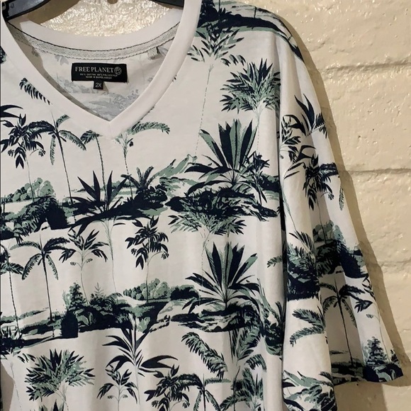 ❌SOLD❌ Free Planet - Picture 4 of 9